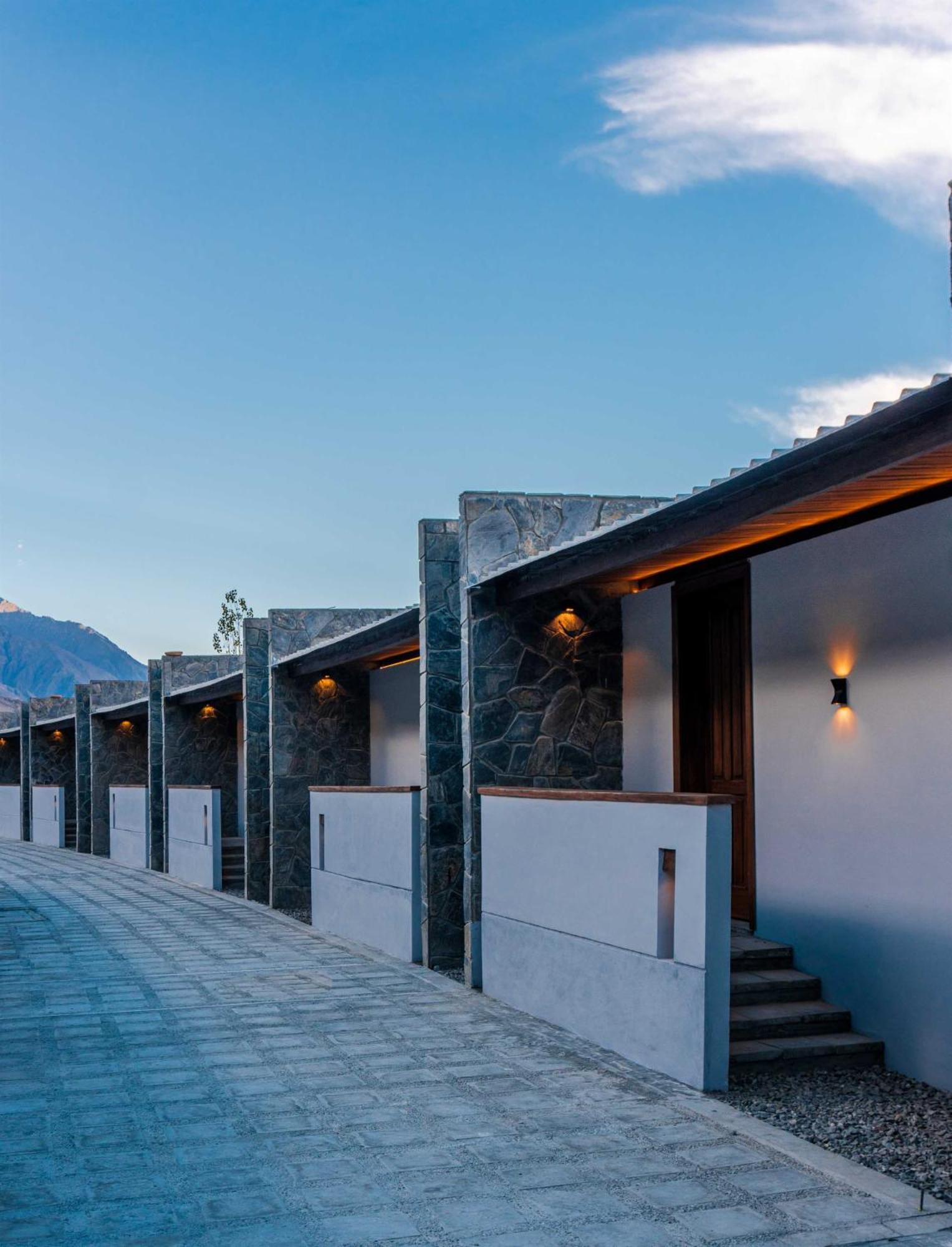 Hotel Himmel Skardu By Luxus Exterior foto